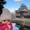 雪を頂いた山々を従える松本城の黒漆の壁面が美しいです。皆さんに見てもらいたい景色です。