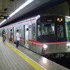 桜通線の 電車は 「みぎがわ 運転席」