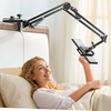 男の夜を快適に！「LISEN Phone Holder for Bed」でスマホライフをアップグレードしろ