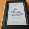 【洋書レビュー】『The Silent Treatment』歳を重ねてから読み返したい1冊