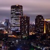 手持ちで室内から夜景を撮る