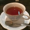 【竹下通りのレトロ喫茶店】老舗紅茶専門カフェで自家製ケーキ＆スコーンとおいしい紅茶を。：原宿クリスティー（東京都渋谷区）