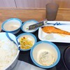 633：ギリギリの朝、焼きシャケ定食と時間との戦い🐟⏰


