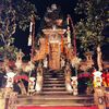 夜のサラスワティ寺院 in Ubud, Bali