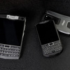 【検証】Unihertz 新機種「Titan Pocket」のサイズ感は、名機BlackBerry Bold 9900に近い…のか？！