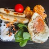 40歳代パパ飯シリーズ！　今日のお弁当！　甘酢だれ唐揚げ！　目玉焼きに満足！