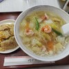 八乙女　エビそば、半チャーハン