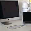 パソコンにちょい足しすると便利なガジェット3選｜机を広くして作業を軽くする