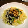 リンガーハット 新宿靖国通り店／夏とく冷やし麺(黒酢黒ゴマ)、390円。