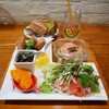 【オレンジケイズ】地元民に人気な創作料理のお店。生け簀もあって幅広いメニューを提供する(呉市広本町)