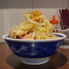 ラーメン ゼンゼン - 2023年初ゼンゼンは「ハリボー」で。贅沢にも自分のためだけに作ってくれるロットで最速着丼。標高高めでキャベツ多めの野菜が嬉しい。各パーツ上ブレで良きゼンゼン開き。
