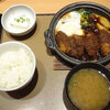 やよい軒で、かきフライの味噌煮定食を食べました