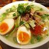 すずらん(渋谷)唐辛子麺+ネギ【金曜限定鶏白湯】