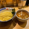 『銀座 いし井 五反田店』腰のあるつるつる麺にすだちをかける濃厚つけ麺