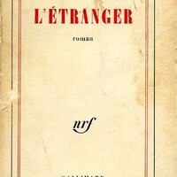 アルベール・カミュ『異邦人』 あらすじ - 言葉・も・ワード