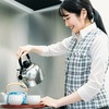 お茶出しマナーの基本は？大人数から身内への出し方もこれでOK？