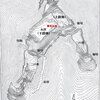 縄張図片手に廻る青山（割谷）城　本郭下段部　二の郭跡