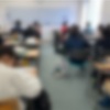 今日は、さく子が対面での爆裂に参加！お昼の休憩中に勉強している生徒を発見！