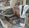 リュック開けっ放しで国道を横断する大馬鹿