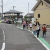 登校の風景：曇り空　今週は…