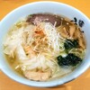 ひるがお東京駅店＠東京ラーメンストリート　海老塩わんたん麺、もつ飯