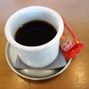 コーヒーとフルーツケーキ