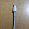  iPhone の Lightning ケーブル皮膜の補修