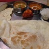 居酒屋 インドカレー アジア料理 チャンドラマ ニュー新橋ビル4階店｜深みのあるエビ＆チキン2カレーセット！ラッシーも