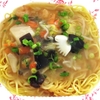 お昼に冷凍の「海鮮あんかけ焼きそば」を温めて食べました‥