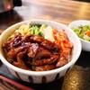 【川内ホルモン】ビジュアルも味も納得の焼肉丼(安佐南区緑井)