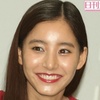 「流石に可愛すぎるだろ」新木優子、お茶目キュートすぎる“年賀状用ウサ耳ショット”にファン沸騰！