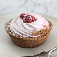 【ローソン】2024年3月19日発売「いちごフロマージュタルト」を実食レポ