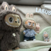 世界的人気キャラLabubu、なぜ日本だけ流行らない？