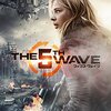 「フィフス・ウェイブ」（The 5th Wave）はSFジュブナイル映画