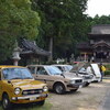 小鯖八幡宮にクラシックカー集まる