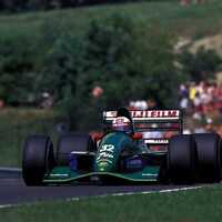 F1村