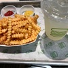 Shake Shackでポテトとレモネード