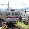 長野電鉄の柳原駅で