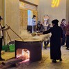ヒヴァの特等席レストラン②｜ライトアップされた塔を見上げて――イスラーム・ホジャの真下のルーフトップ「Caravan」