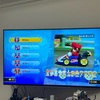家族4人でSwitchプレイ【マリオカート/スーパーマリオブラザーズ】▷スマホゲームは【color block jam】