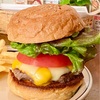 金沢区釜利谷東の「Hamburger＆Cafe BAYSIDE BASE」でチーズ＆チーズバーガーなど