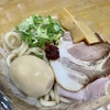 セブン-イレブン「とみ田監修濃厚豚骨魚介冷しつけ麺」(2022)　