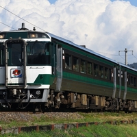 キハ185系臨時「南風」