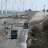 防波堤嵩上げ工事の現場