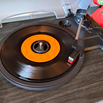  レコードを聴く!!エリエットの新たな音楽体験