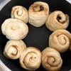 シナモンロール風ちぎりパン〜フライパンでパン