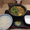 食欲を刺激する牛カレー鍋膳体験