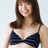 噂の「あざカワ女子」源藤アンリのBカップ美乳水着画像