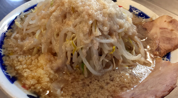 「らーめん大」が二郎系インスパイアチェーンでも頭一つ大きくなれたワケ