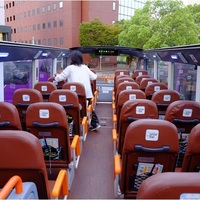 🚌  オープントップで  出発